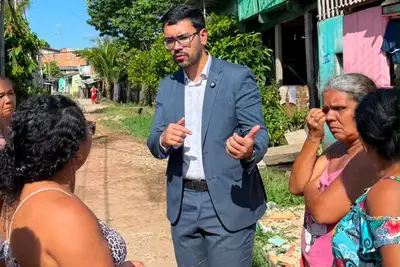 notícia: Governo do Pará auxilia duas famílias vítimas de incêndio em Icoaraci