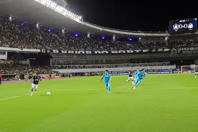 notícia: Mangueirão recebe 44 mil torcedores em duelo entre Remo e Santos na Copa do Brasil