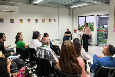 notícia: PGE abre exposição “Ranhuras” com obras do artista paraense Petchó Silveira