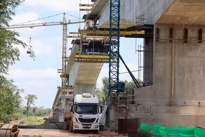 notícia: Obra da ponte sobre o rio Guamá entra na reta final em São Domingos do Capim