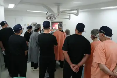 notícia: Hospital Jean Bitar realiza pesquisa clínica e treinamento nacional em cirurgia metabólica