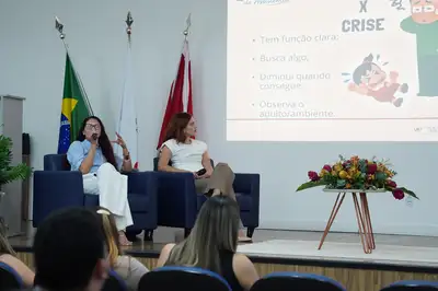 notícia: Centro Integrado de Inclusão e Reabilitação promove capacitação para profissionais da unidade