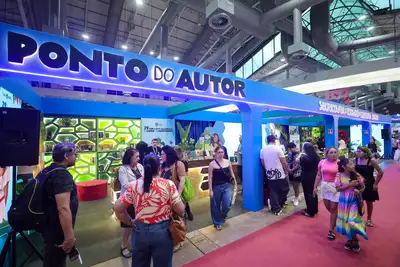 notícia: Ponto do Autor valoriza obras de escritores paraenses e permite contato com o público