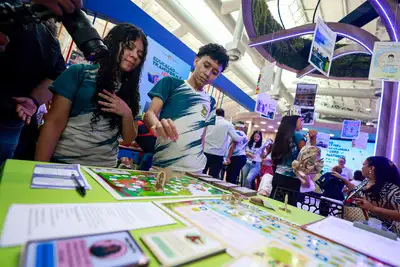 notícia: Alunos da Escola Augusto Meira apresentam protótipos de jogos educativos digital e de tabuleiro