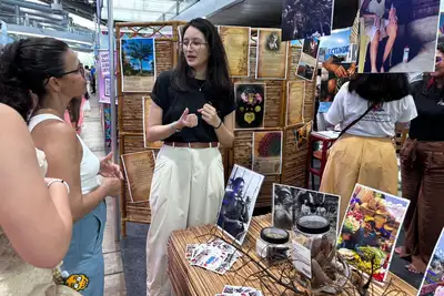 notícia: Uepa aproxima do público sua produção científica e cultural na Feira Pan-Amazônica do Livro