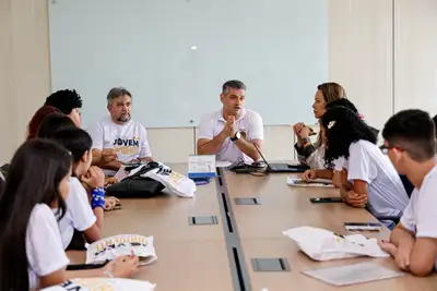 notícia: Com Projeto Jovem Dirigente, Seduc aproxima estudantes da gestão pública 