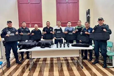 notícia: Segup entrega coletes, rádios e motocicletas a Castanhal, Curuçá e São Caetano de Odivelas
