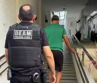 notícia: Polícia Civil prende em flagrante homem por ameaça e cárcere privado em Belém