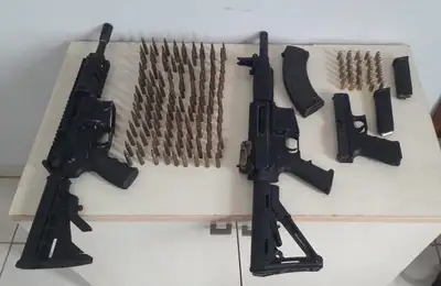 notícia: Operação 'Paz de Espírito' apreende fuzis e pistola durante investigação de homicídios em Pacajá