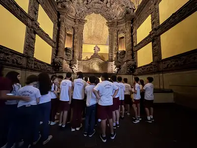 notícia: Primavera dos Museus promove visita guiada no Museu de Arte Sacra e recebe estudantes