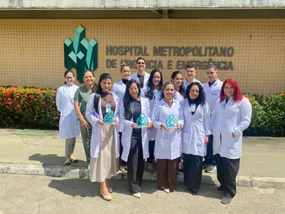 notícia: Hospital Metropolitano é destaque nacional por impacto da Farmácia Clínica na segurança dos pacientes