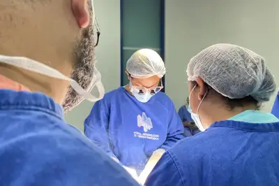 notícia: Hospital Metropolitano faz alerta para prevenção de quedas na terceira idade após registrar mais de mil atendimentos em 2026